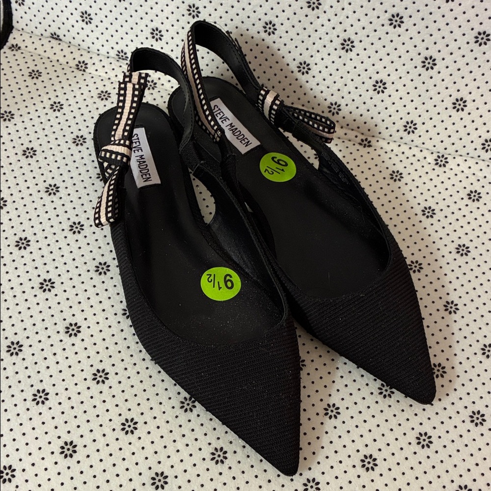 Steve Madden Black Pointed Toe Slingbacks